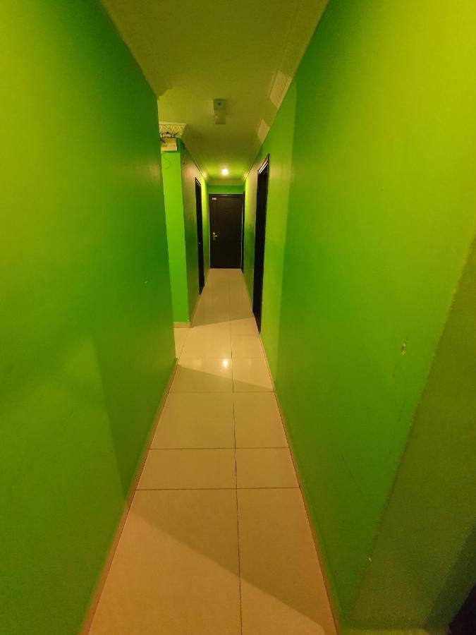 Oyo 90249 Euro Hotel Klang Exterior photo