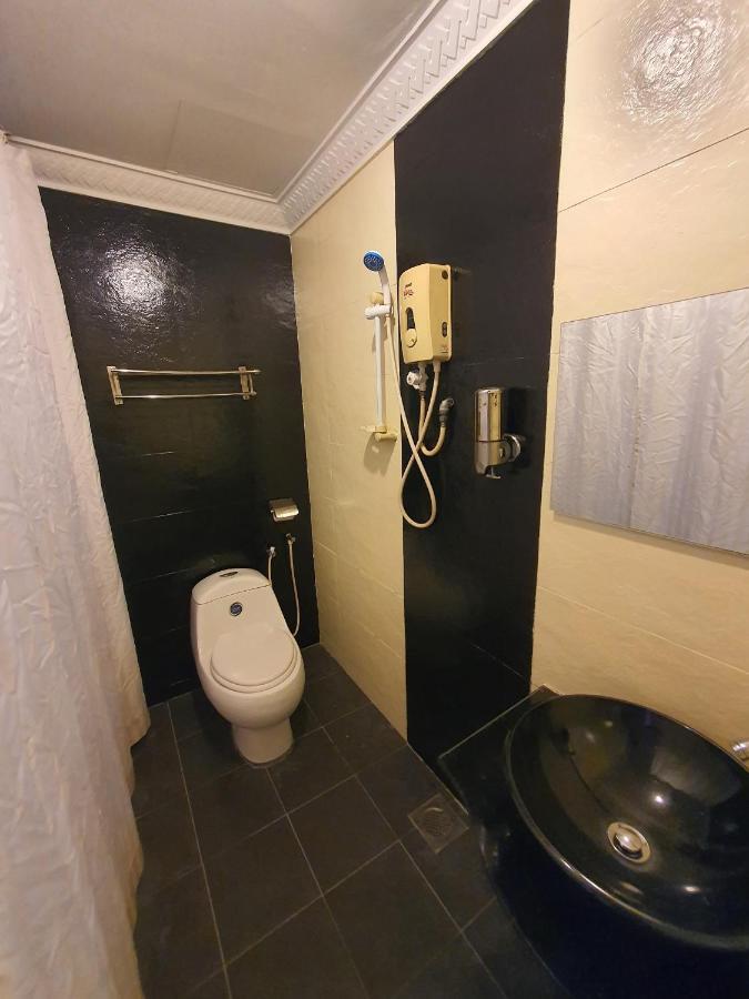 Oyo 90249 Euro Hotel Klang Exterior photo